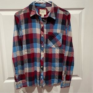 FOREVER 21 Women’s Multi-Colored Rainbow Flannel Button-Down Shirt - size S